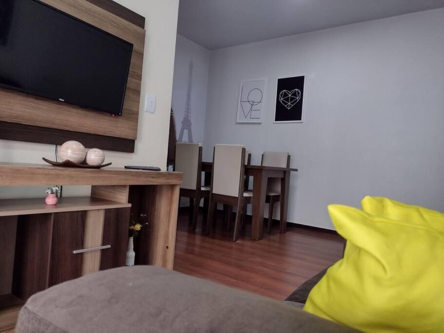 Family Space Curitiba/Vaga De Garagem Gratis Dış mekan fotoğraf