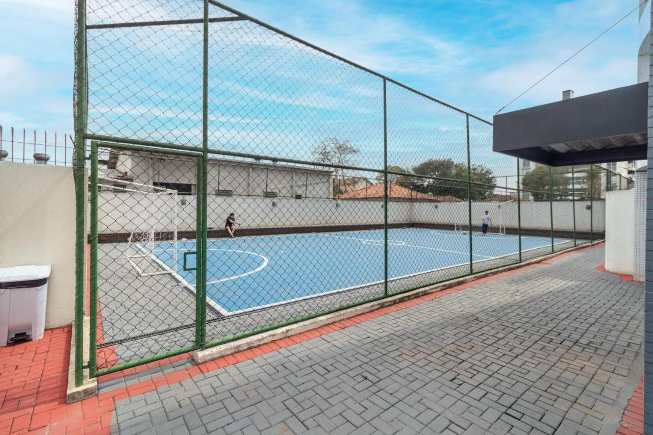 Family Space Curitiba/Vaga De Garagem Gratis Dış mekan fotoğraf